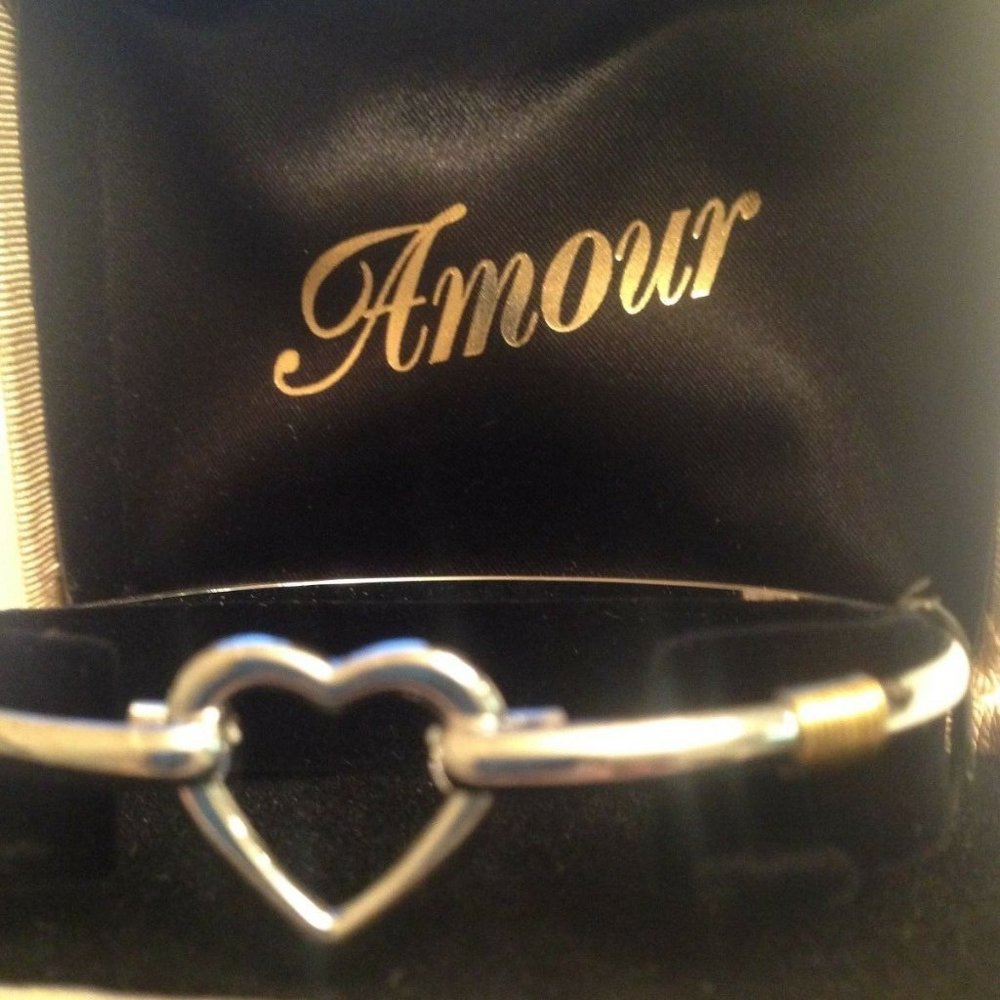 AMOUR HEART BRACELET FOR GIRLS